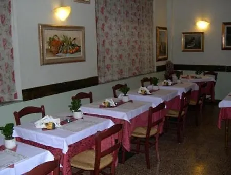 Le Rose Otel