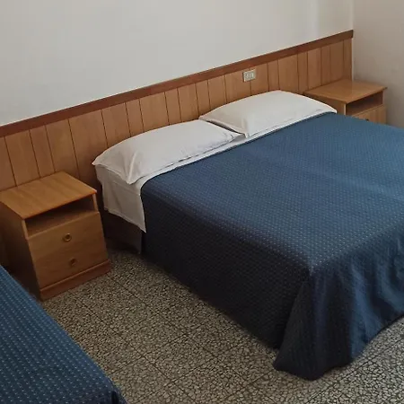 Hotel Le Rose 3*